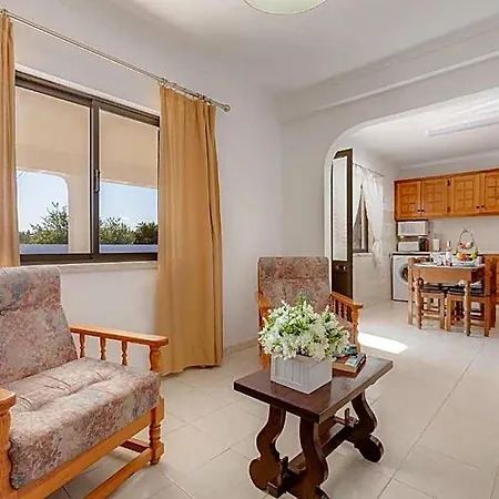 Near Luz With Private Pool 3* Lagos