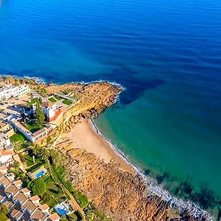 Near Luz With Private Pool فندق 3*