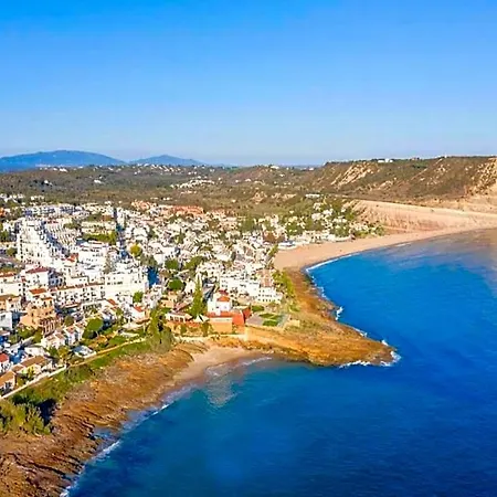 فندق Near Luz With Private Pool لاغوس