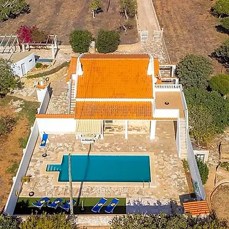 Near Luz With Private Pool لاغوس