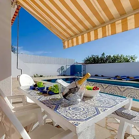 Near Luz With Private Pool